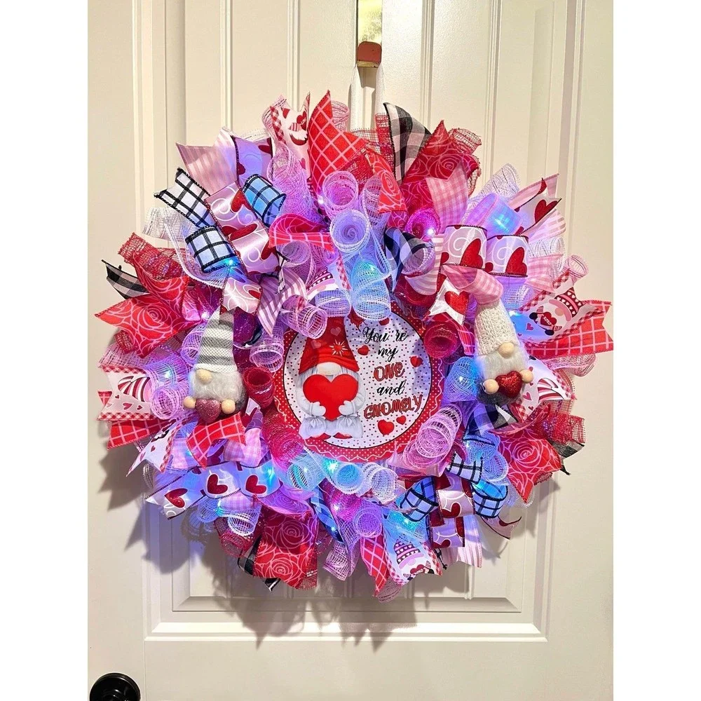 Handmade Valentine’s Gnome Hearts Ribbon Prelit Wreath 22 ins LED W13